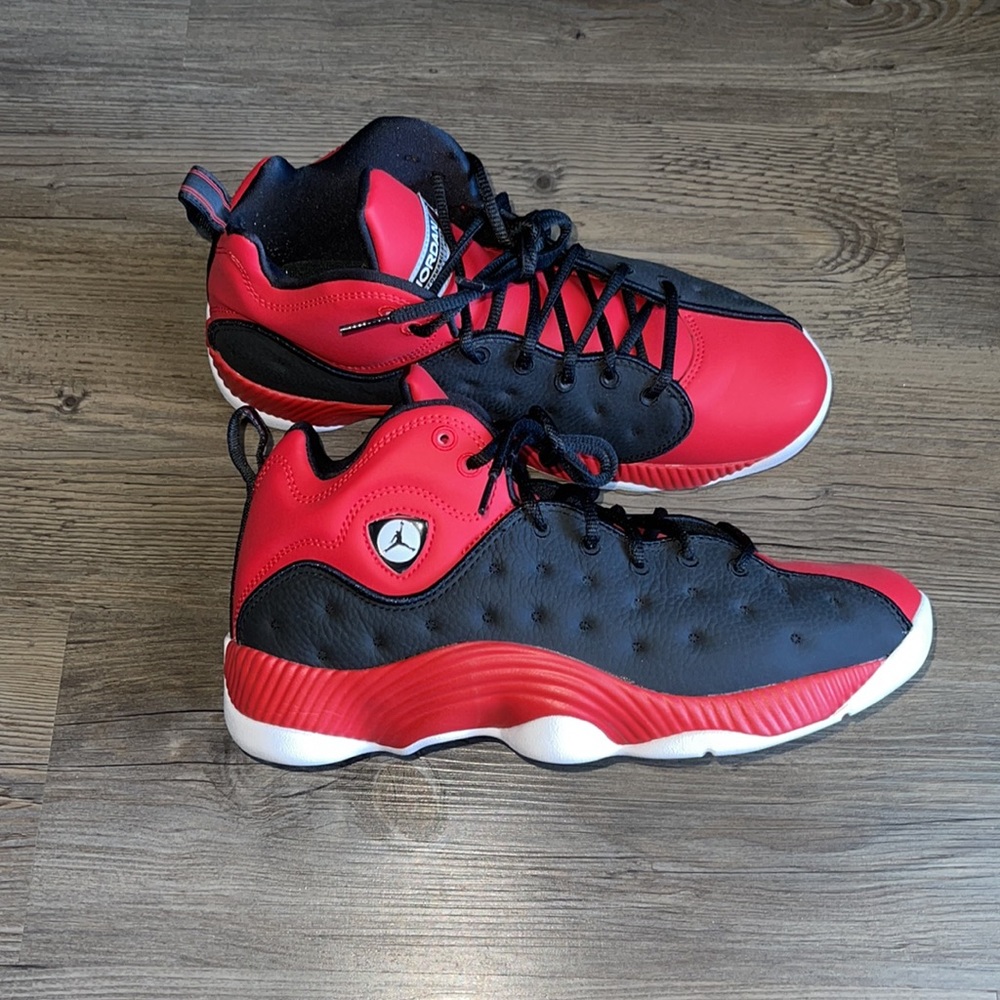 Men’s Air Jordan Jumpman Team 2 shoes